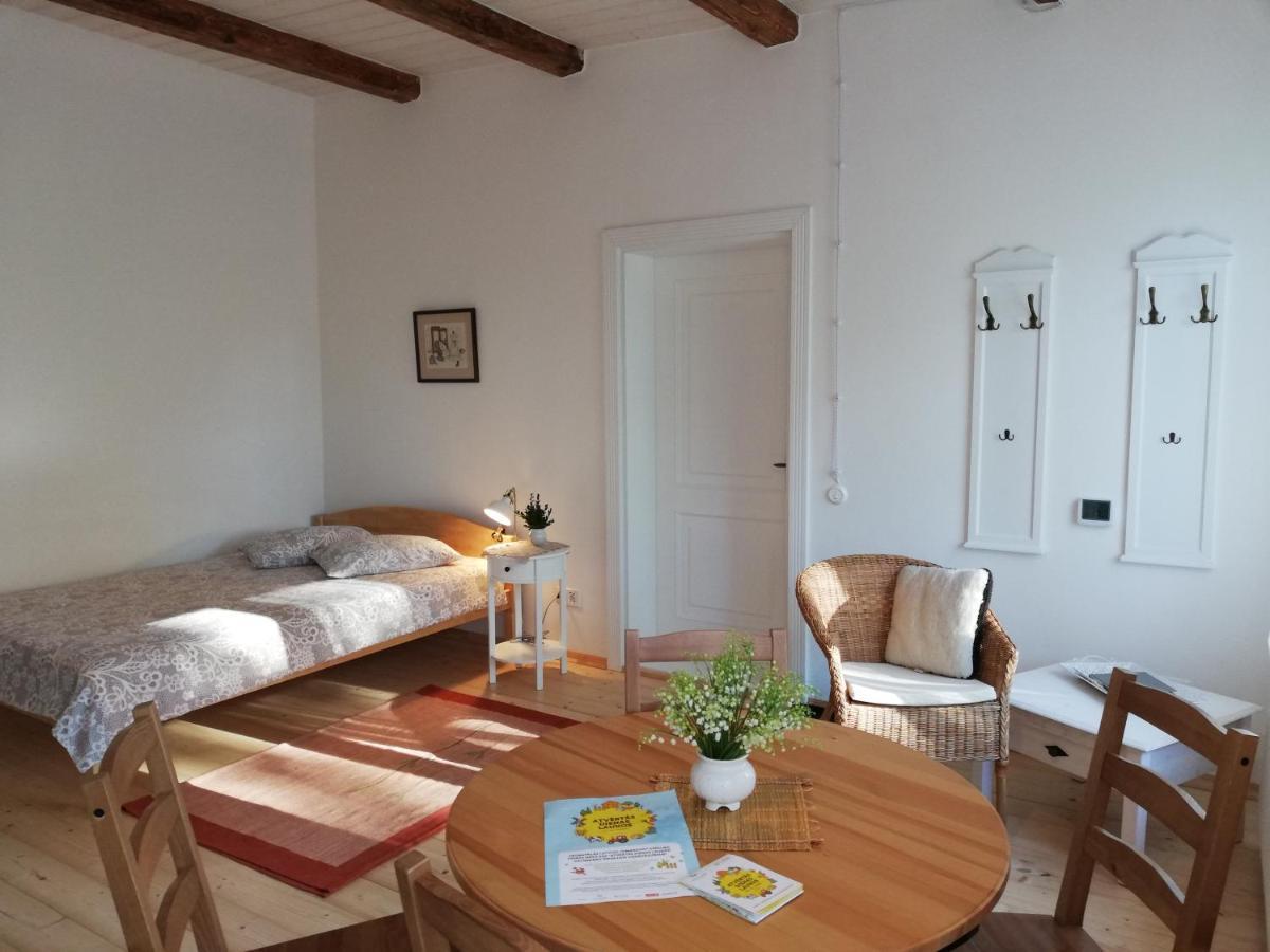 Palena Apartamenti Tērvete Buitenkant foto