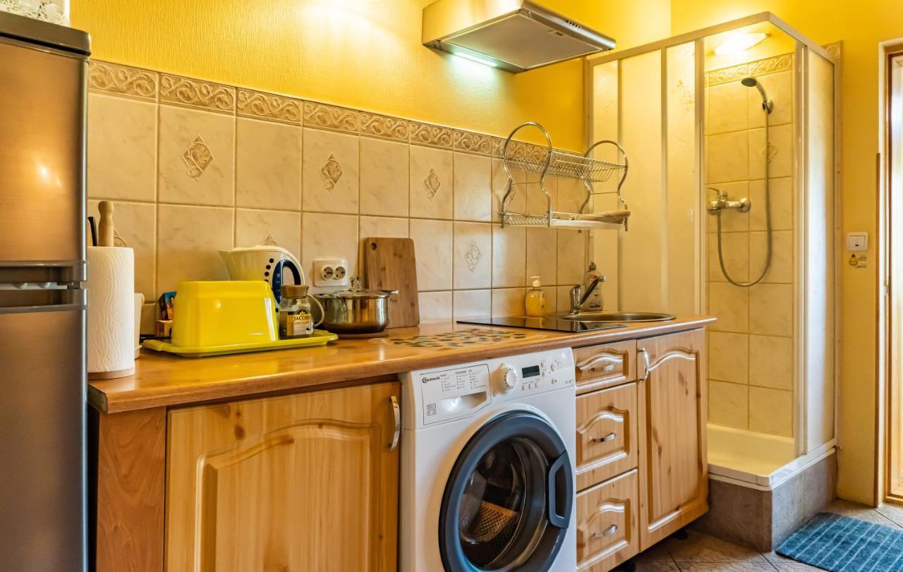 Palena Apartamenti Tērvete Buitenkant foto